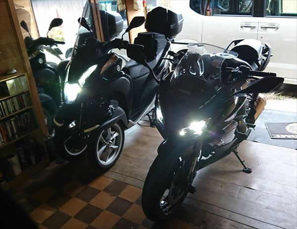 車やバイクのヘッドライトはledが最高とは限らない